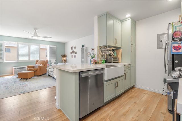 2890 E Artesia 60, Long Beach, CA 90805