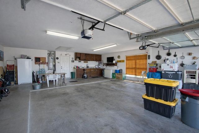 9439 Jeske Rd, Needville, TX 77461