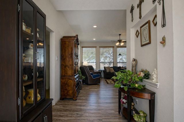 9439 Jeske Rd, Needville, TX 77461