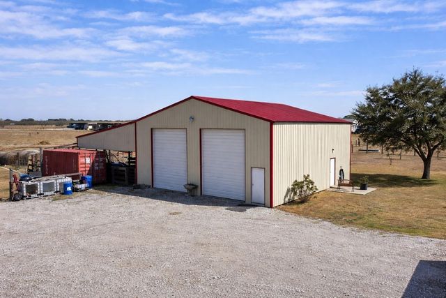 9439 Jeske Rd, Needville, TX 77461