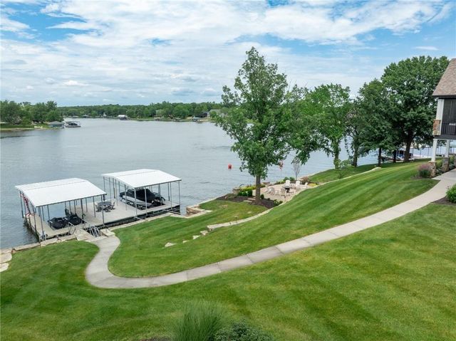 1038 Lake Viking Terrace, Altamont, MO 64620