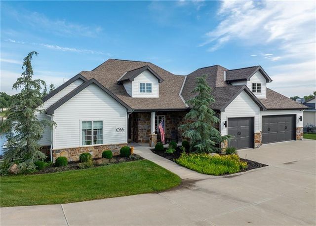 1038 Lake Viking Terrace, Altamont, MO 64620