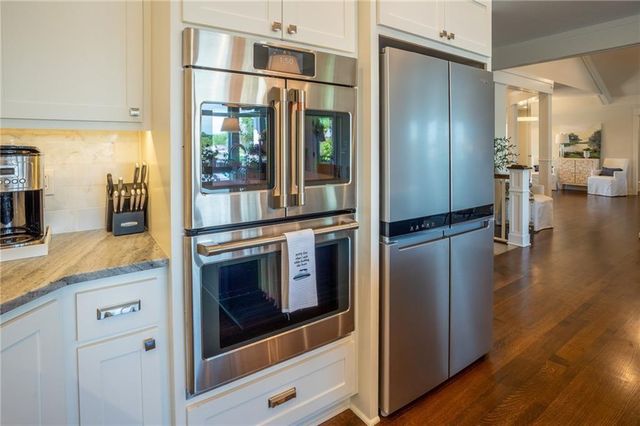 1038 Lake Viking Terrace, Altamont, MO 64620