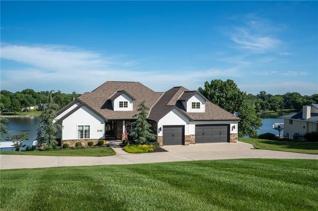 1038 Lake Viking Terrace, Altamont, MO 64620