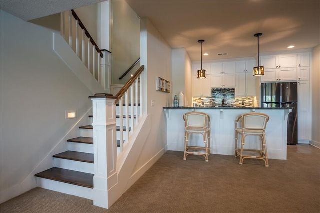 1038 Lake Viking Terrace, Altamont, MO 64620