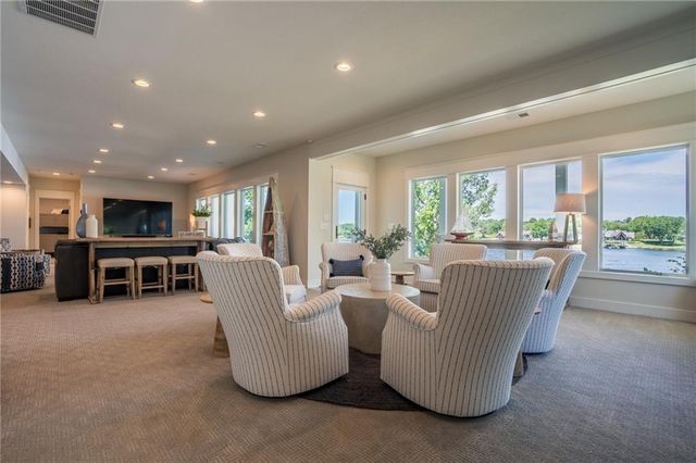 1038 Lake Viking Terrace, Altamont, MO 64620