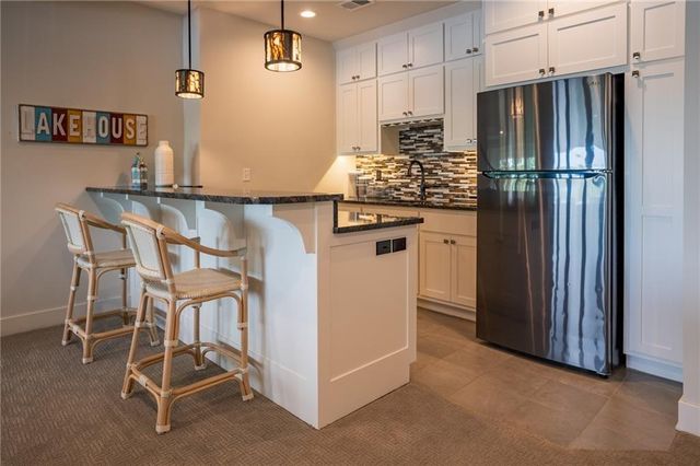 1038 Lake Viking Terrace, Altamont, MO 64620