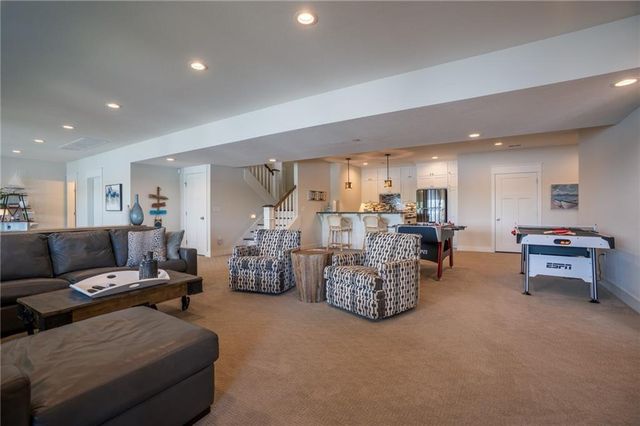 1038 Lake Viking Terrace, Altamont, MO 64620