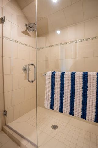 1038 Lake Viking Terrace, Altamont, MO 64620