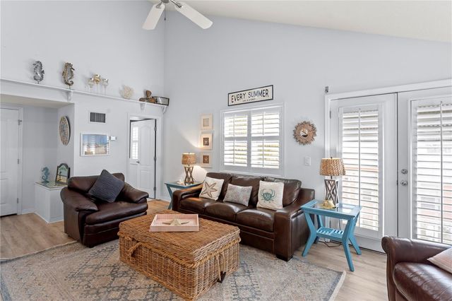 13095 GULF LANE, Madeira Beach, FL 33708