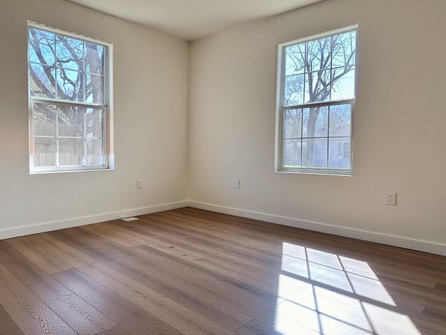 836 W Bell Ave, Rockdale, TX 76567