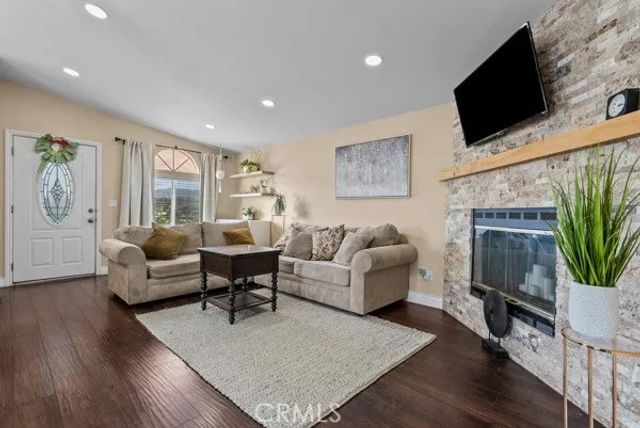 13691 Gavina ave 382, Sylmar, CA 91342