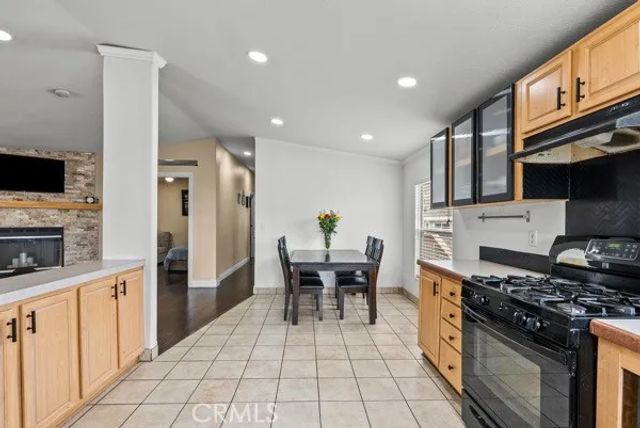 13691 Gavina ave 382, Sylmar, CA 91342