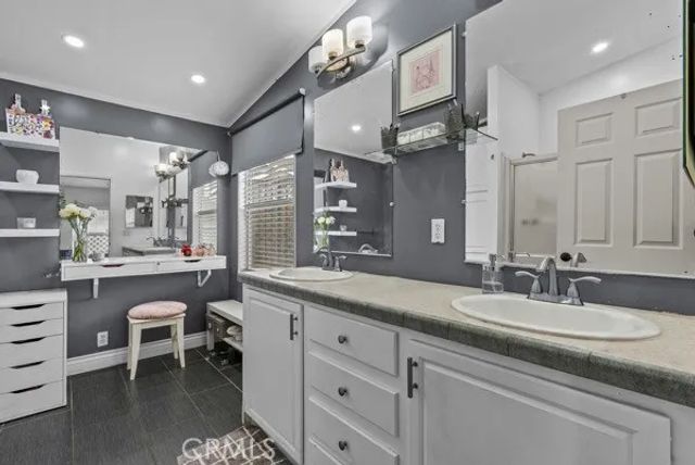 13691 Gavina ave 382, Sylmar, CA 91342