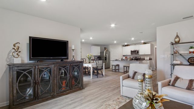 165 Eunola Lane, Freeport, FL 32439