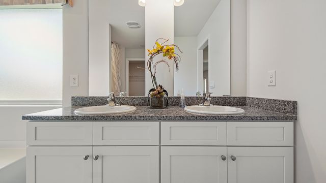 165 Eunola Lane, Freeport, FL 32439