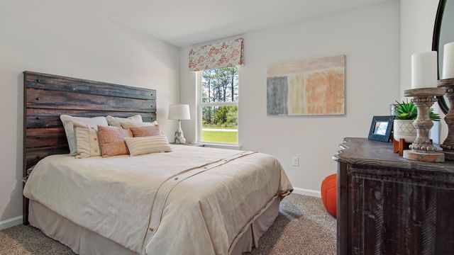 165 Eunola Lane, Freeport, FL 32439