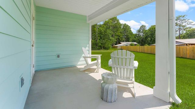 165 Eunola Lane, Freeport, FL 32439