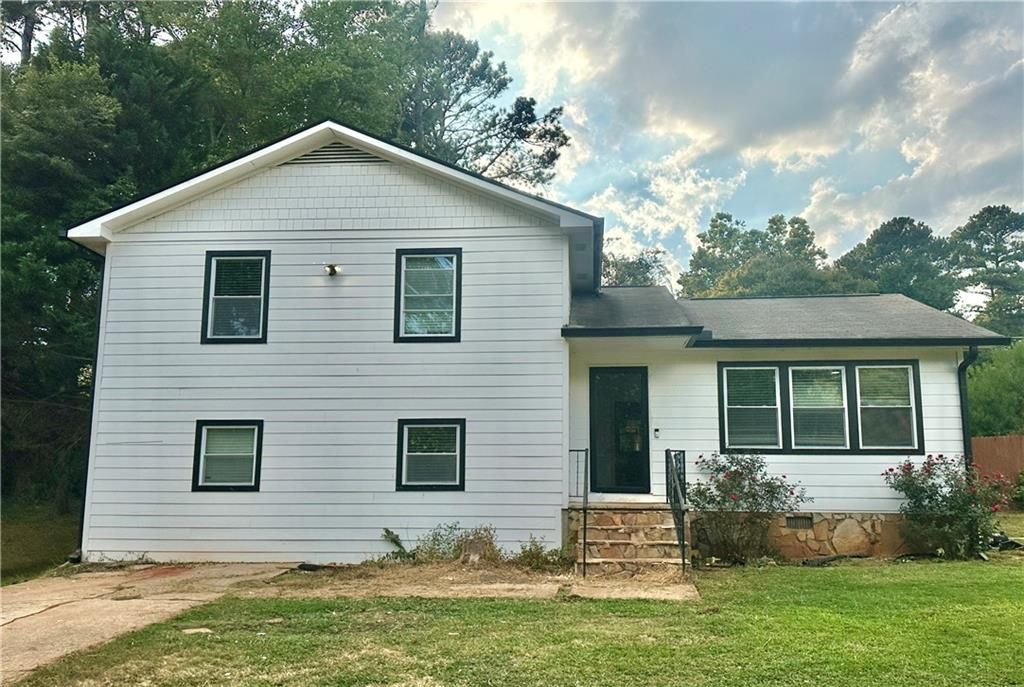 384 Mephisto Circle, Lawrenceville, GA 30046
