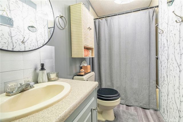 9161 Santa Fe Avenue E 9, Hesperia, CA 92345