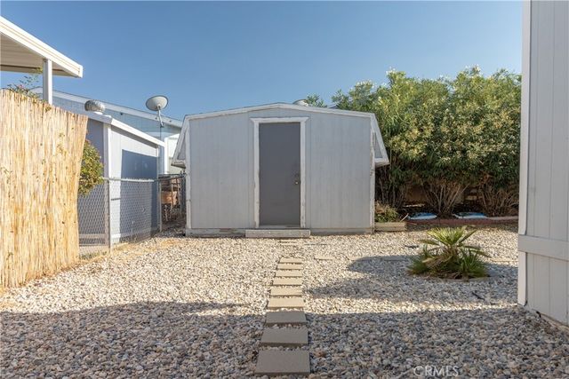 9161 Santa Fe Avenue E 9, Hesperia, CA 92345