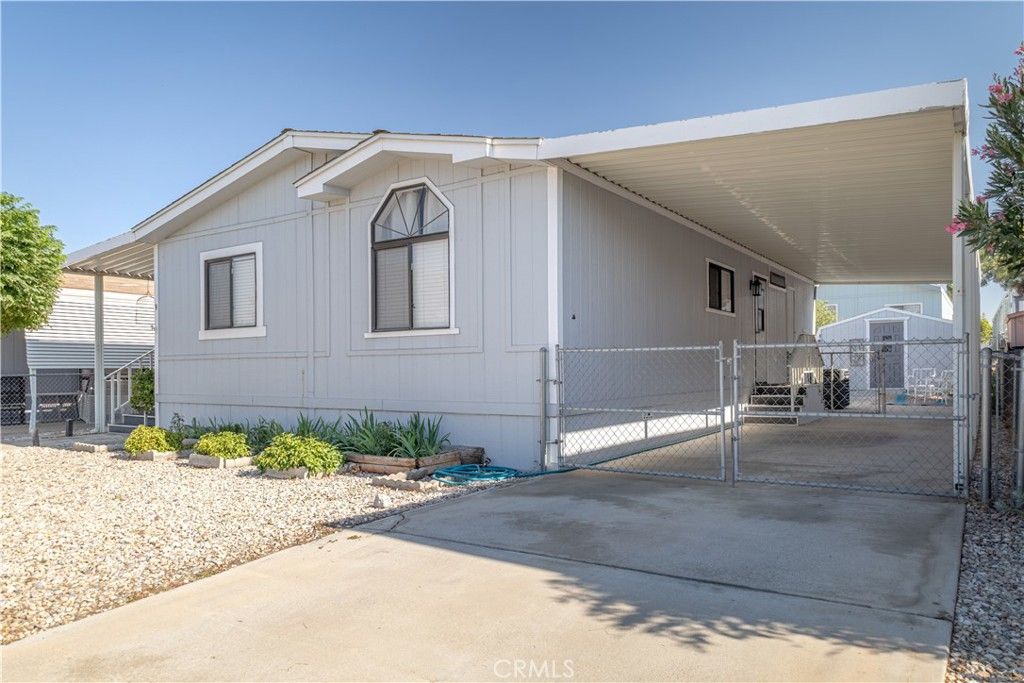 9161 Santa Fe Avenue E 9, Hesperia, CA 92345