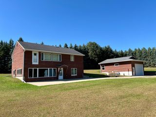 14048 Hall Avenue, Northfield, MN 55057