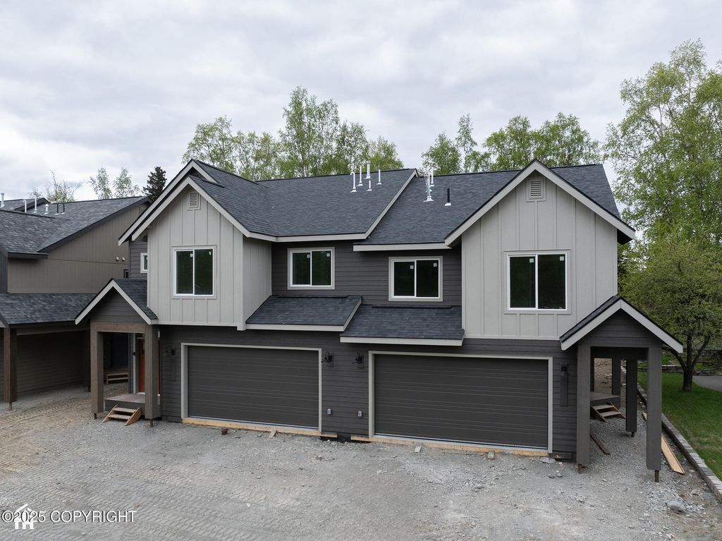 4514 Grumman Street, Anchorage, AK 99507