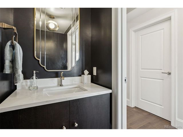 2001 Lincoln St 1810, Denver, CO 80202