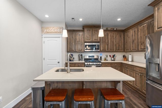 2958 SW Redmond Hill Rd, Mcminnville, OR 97128