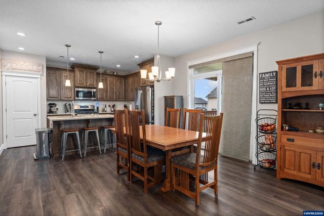 2958 SW Redmond Hill Rd, Mcminnville, OR 97128