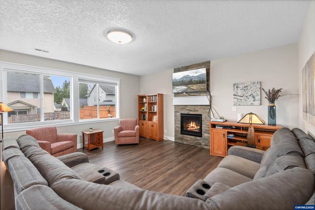 2958 SW Redmond Hill Rd, Mcminnville, OR 97128