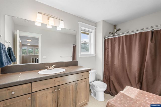 2958 SW Redmond Hill Rd, Mcminnville, OR 97128