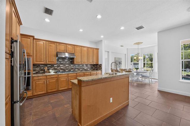 824 ISLEBAY DRIVE, Apollo Beach, FL 33572