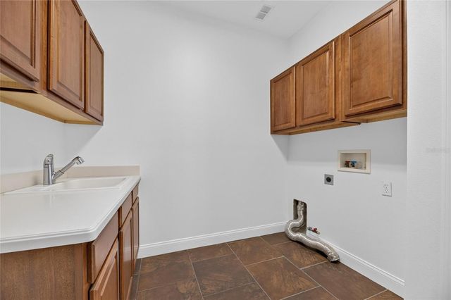 824 ISLEBAY DRIVE, Apollo Beach, FL 33572
