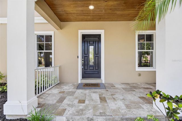 824 ISLEBAY DRIVE, Apollo Beach, FL 33572