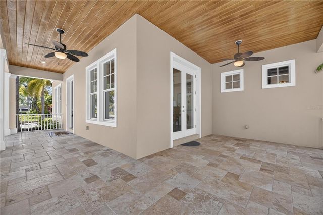 824 ISLEBAY DRIVE, Apollo Beach, FL 33572