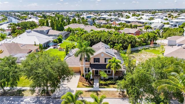 824 ISLEBAY DRIVE, Apollo Beach, FL 33572