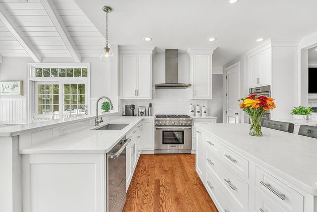 17 Eliot Street, Natick, MA 01760