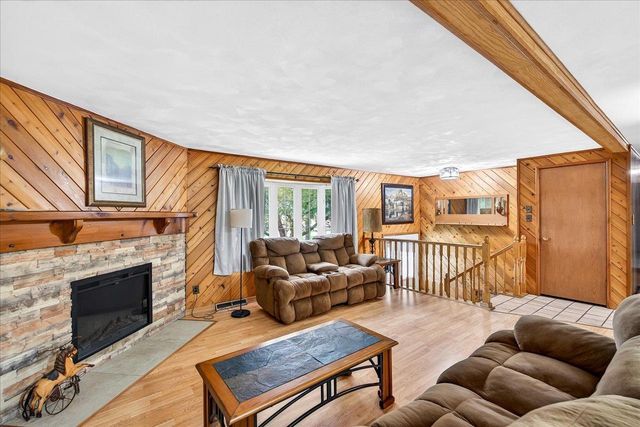 4338 S Schuman Road, Orfordville, WI 53576