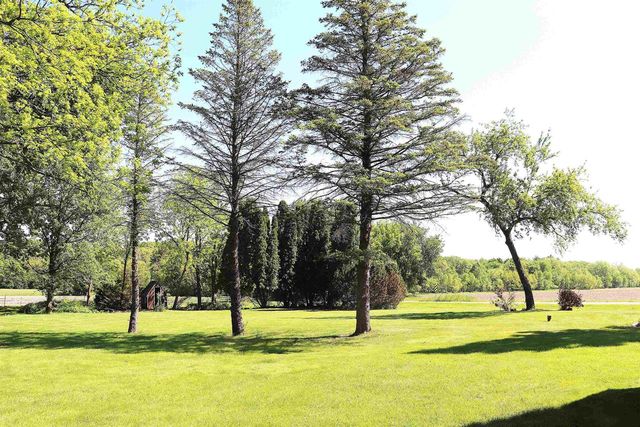 4338 S Schuman Road, Orfordville, WI 53576