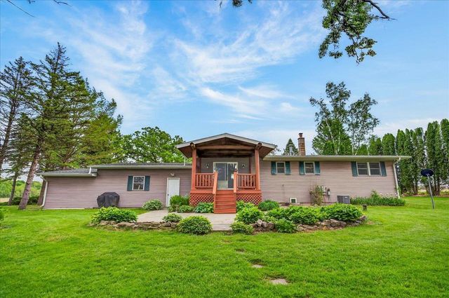 4338 S Schuman Road, Orfordville, WI 53576
