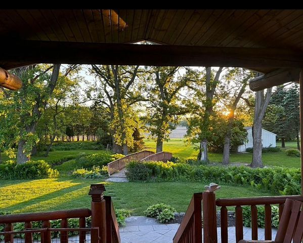 4338 S Schuman Road, Orfordville, WI 53576
