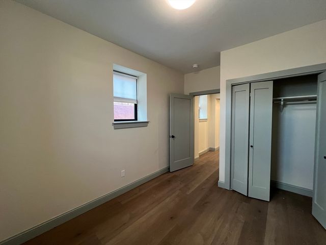 160 Seabury St 2, Fall River, MA 02720