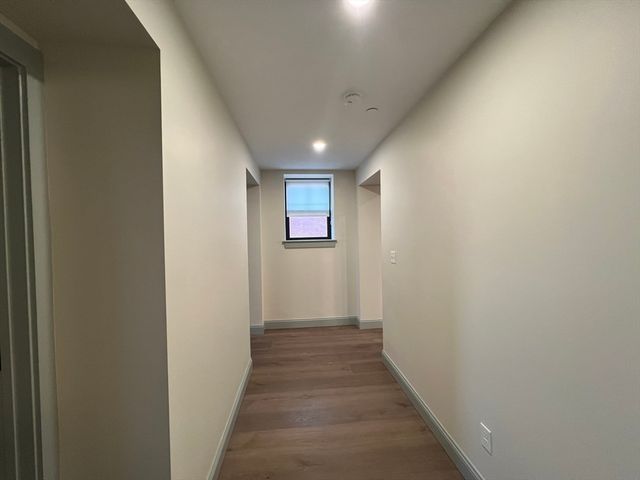 160 Seabury St 2, Fall River, MA 02720