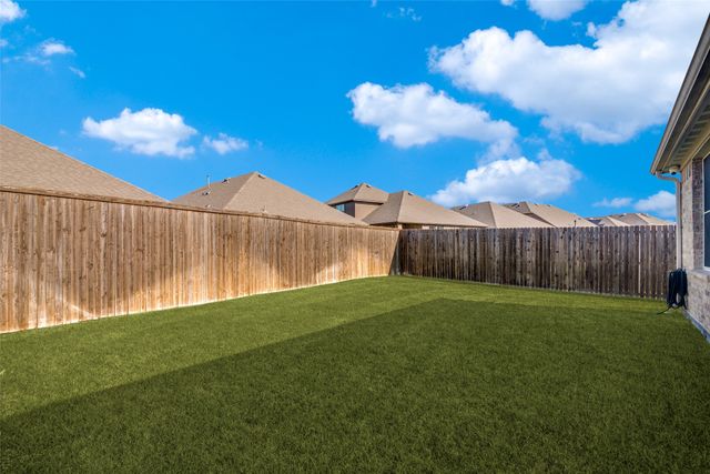 2272 Templin Avenue, Forney, TX 75126