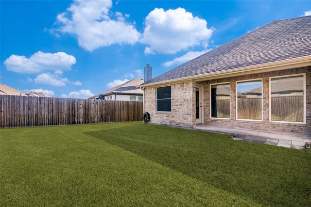 2272 Templin Avenue, Forney, TX 75126