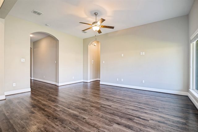 2272 Templin Avenue, Forney, TX 75126