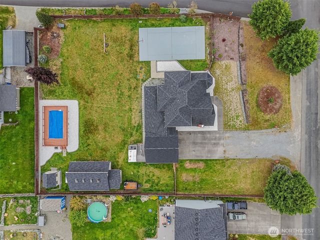 16915 32nd Avenue E, Tacoma, WA 98446