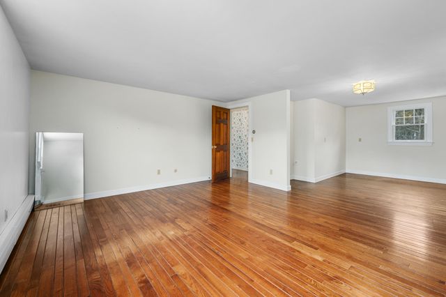 25 Robert Road, Harwich, MA 02645